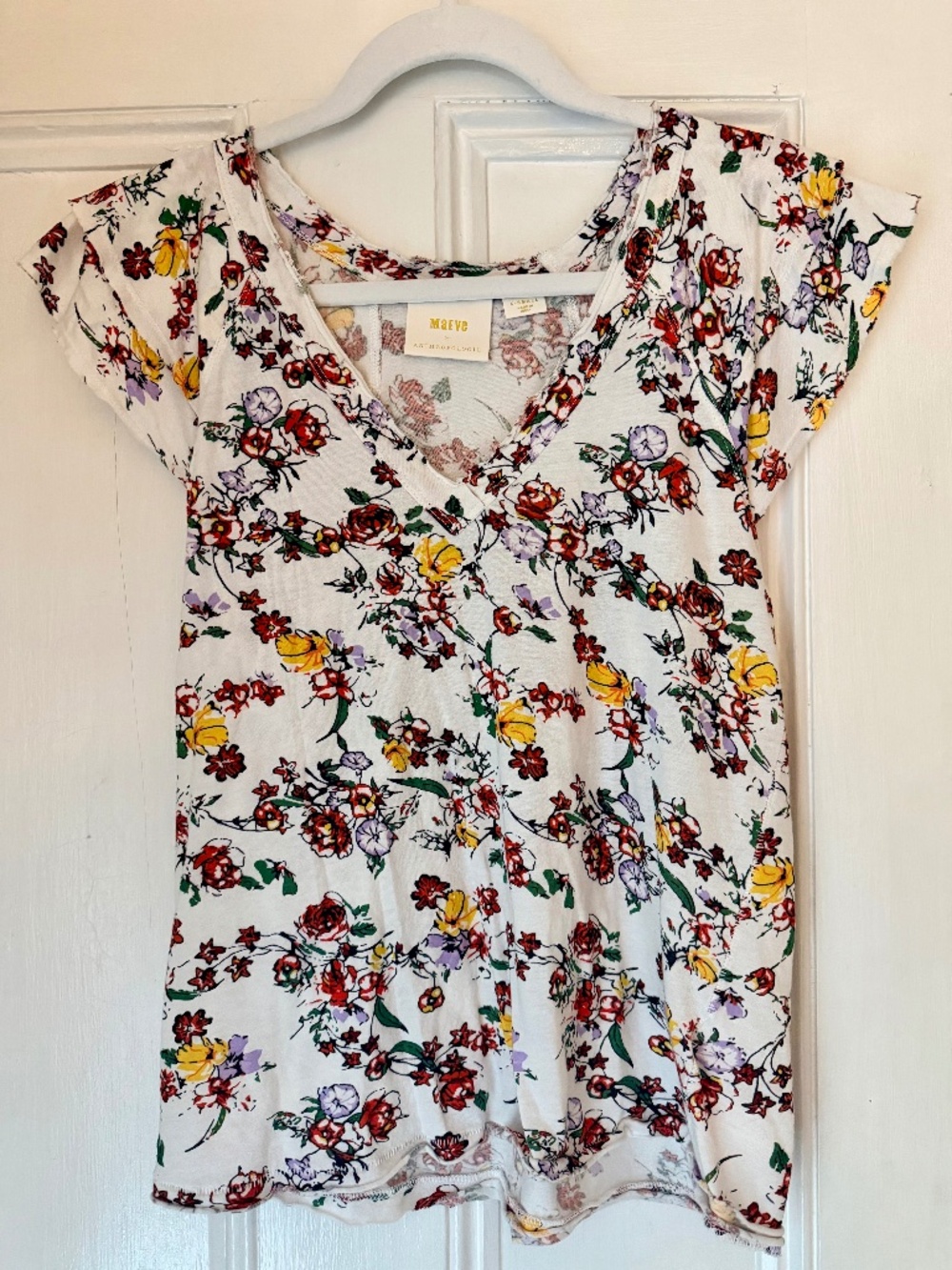 Maeve by Anthropologie Catie Ruffle-Sleeved Tee, White Floral Print, Size XS